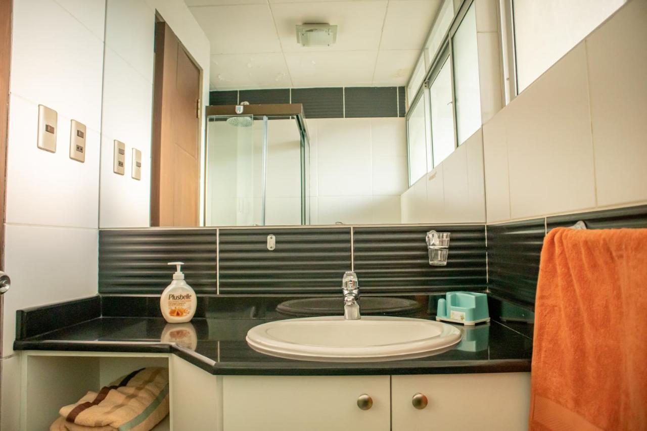 Confortable Y Amplio Apartamento Duplex En Zona Centrica De Calacoto Apartamento